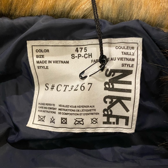 🆕 Nike X Sacai Fur Puffer Jacket - Picture 3 of 16